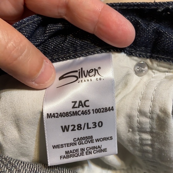 Silver Brand Straight Leg Zac Jeans - Picture 9 of 10